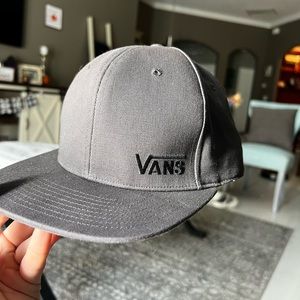 Vans flat billed snap back